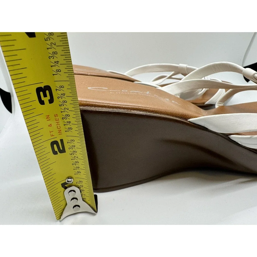 Contesa by Italian Shoemakers Size 9M White Wedge Silver Embellished Sandals